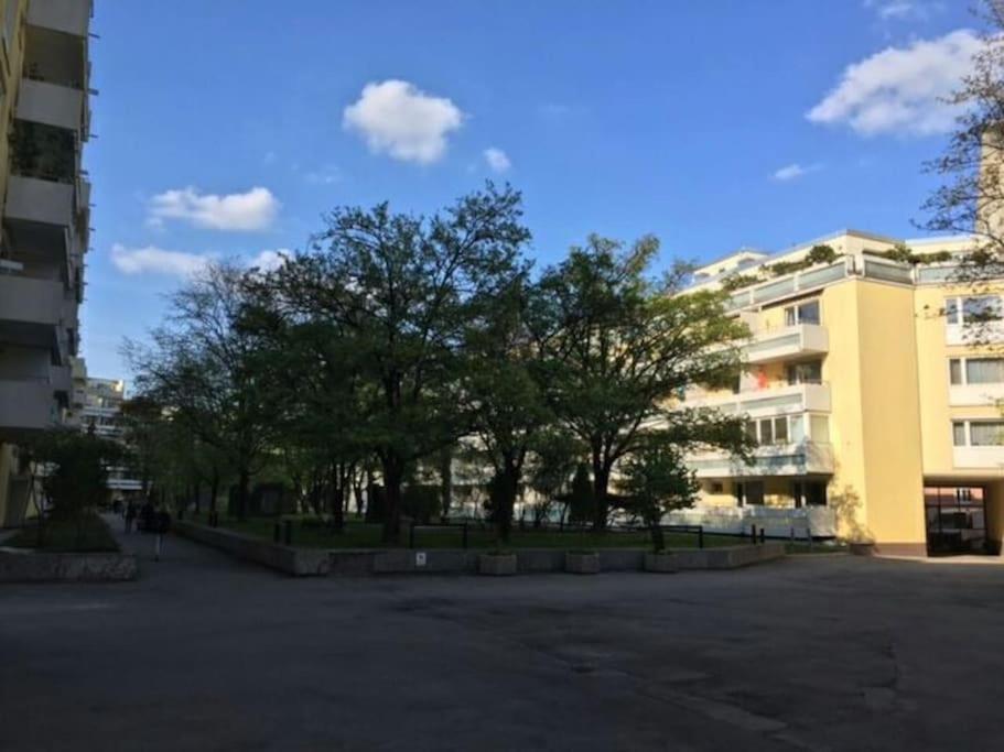 Next To Centre Apartament *